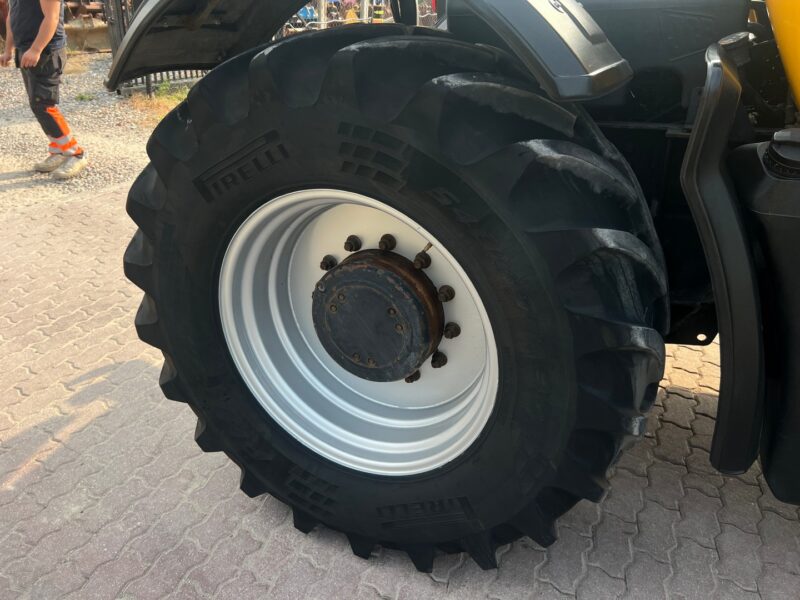 JCB FASTRAC 3190 (15)
