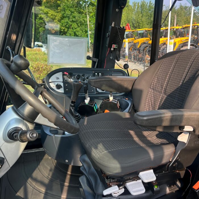 JCB FASTRAC 3190 (16)