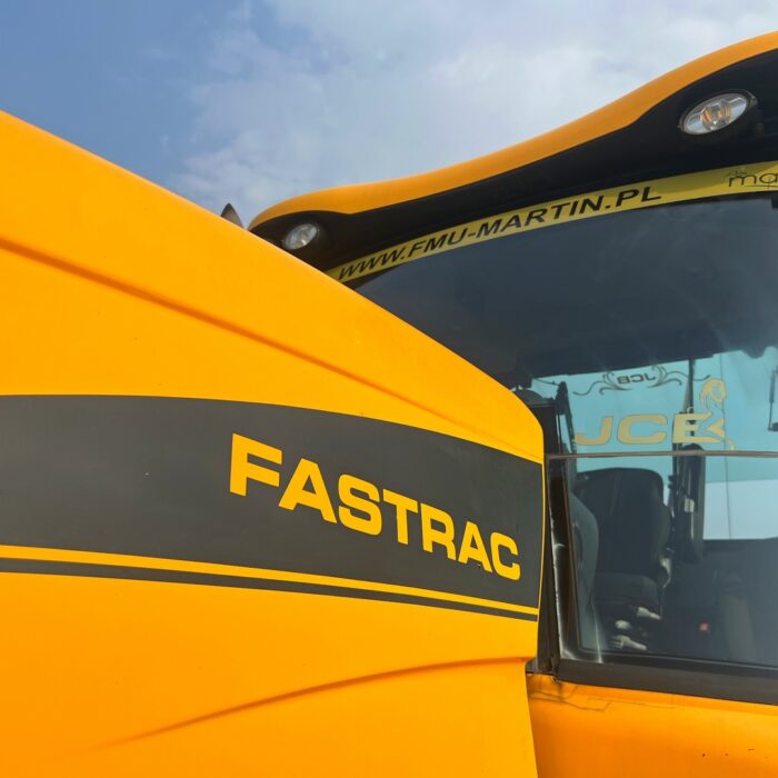 JCB FASTRAC 3190 (9)