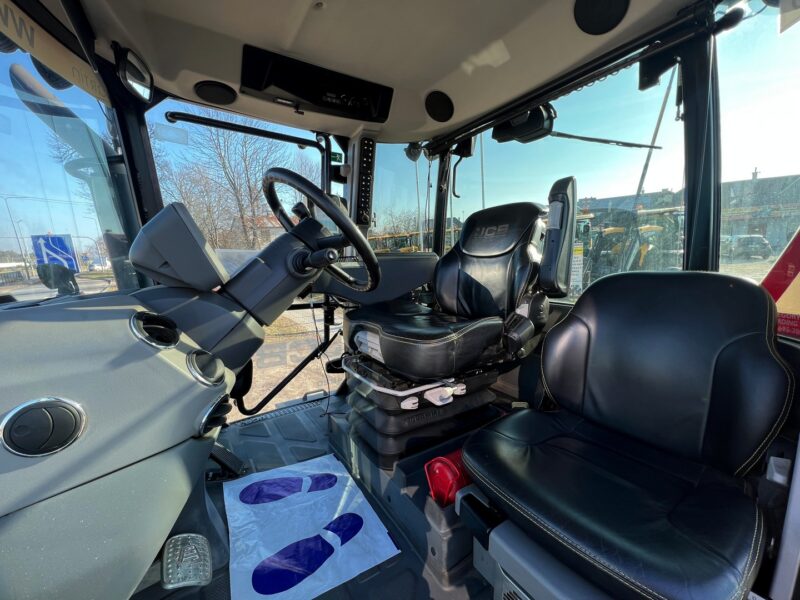 JCB Fastrac 4220 (10)