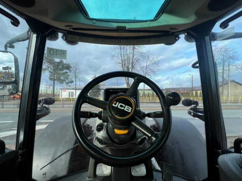 JCB Fastrac 4220 (14)