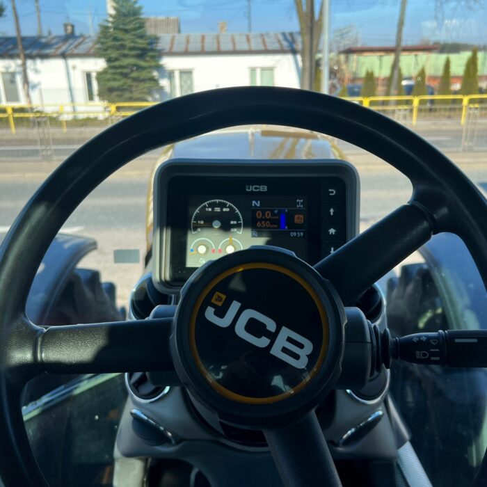 JCB Fastrac 4220 (16)