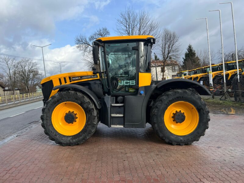 JCB Fastrac 4220 (2)