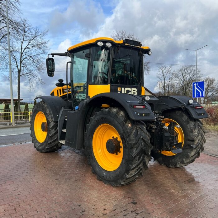 JCB Fastrac 4220 (3)