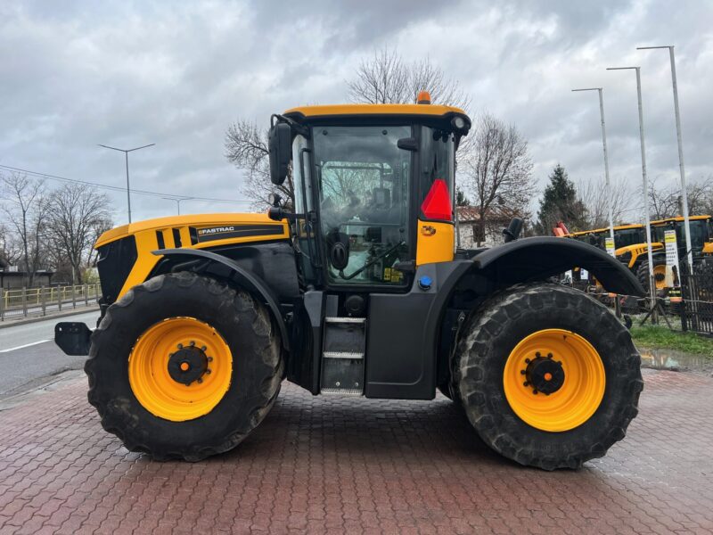 JCBFastrac4220 (2)