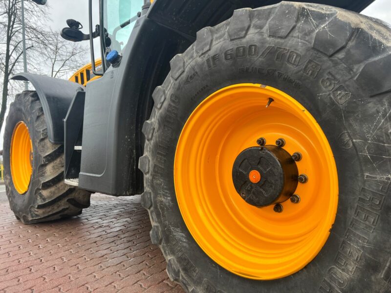 JCBFastrac4220 (7)