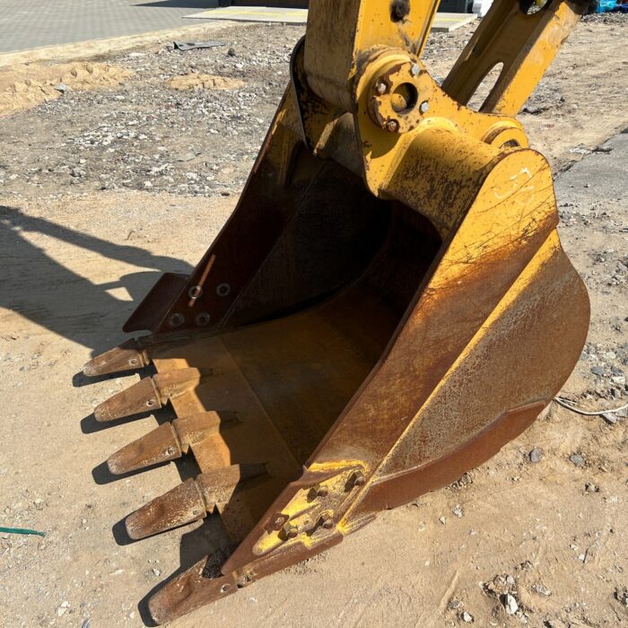 CAT 320 GC (11)