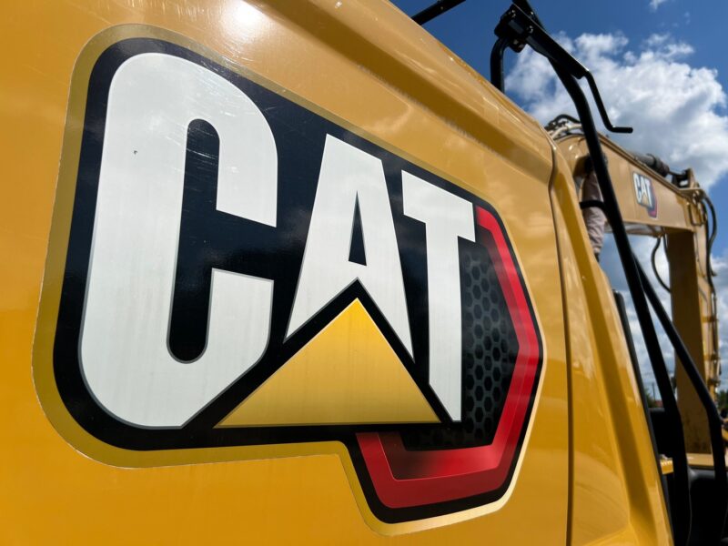 CAT 320 GC (16)