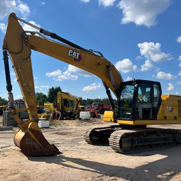 CAT 320 GC (3)