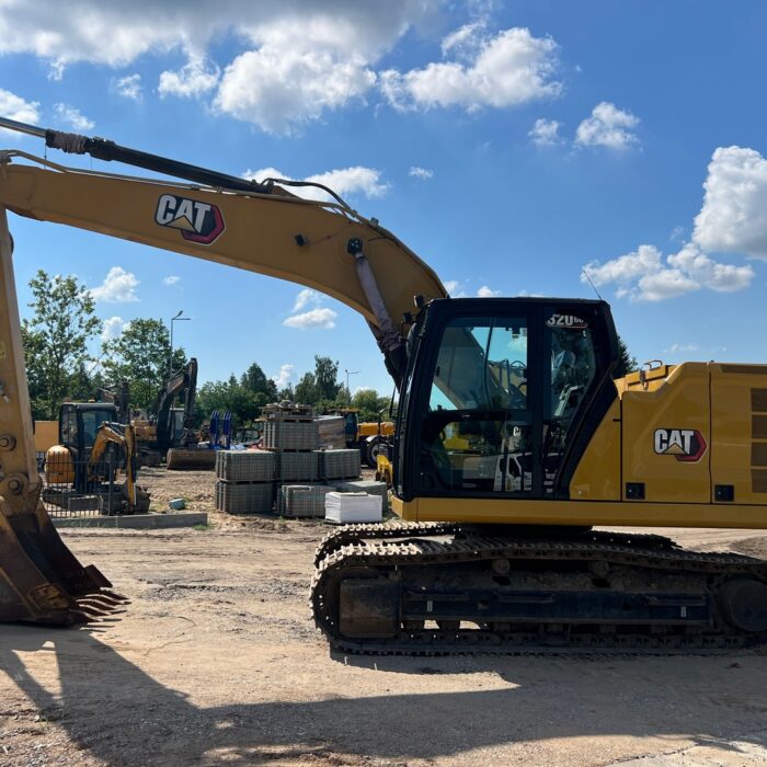 CAT 320 GC (4)