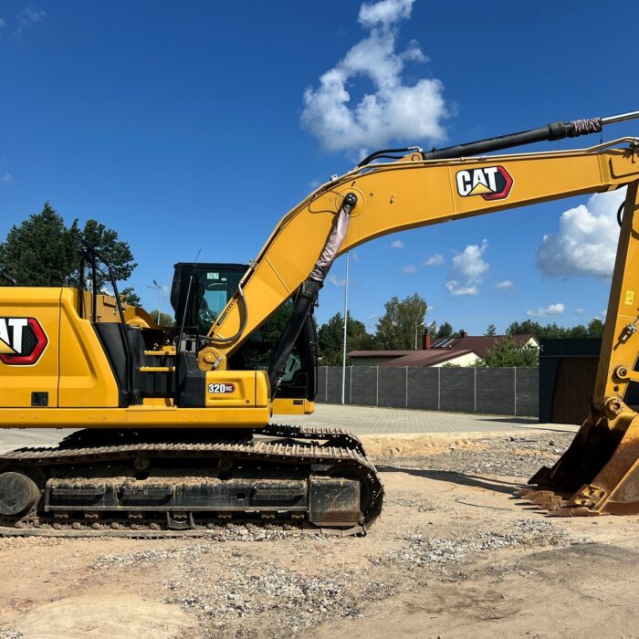 CAT 320 GC (9)