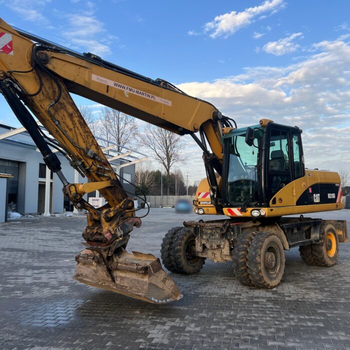CAT M318D (2)