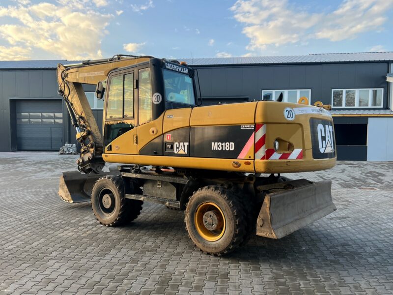 CAT M318D (4)