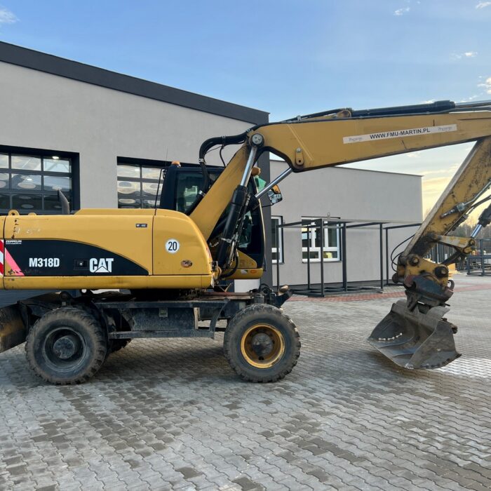 CAT M318D (7)