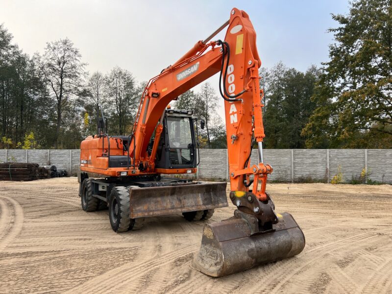 DOOSAN DX140W (2)