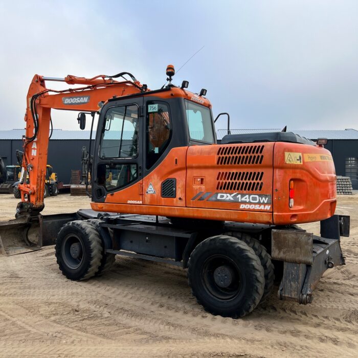 DOOSAN DX140W (6)