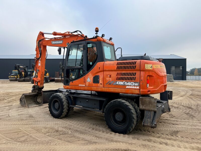 DOOSAN DX140W (6)