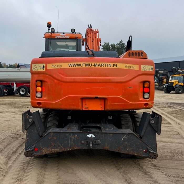 DOOSAN DX140W (7)