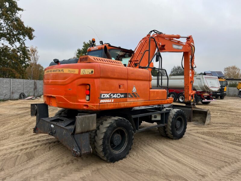 DOOSAN DX140W (8)