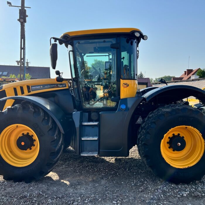 Fastrac 4220(2)