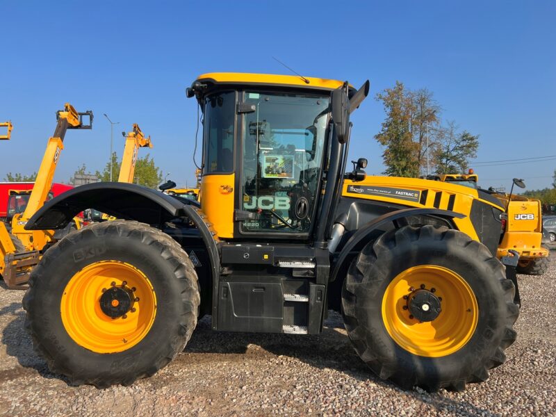 Fastrac 4220(6)
