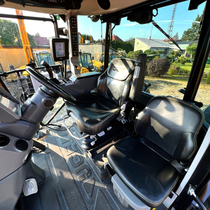Fastrac 4220(9)