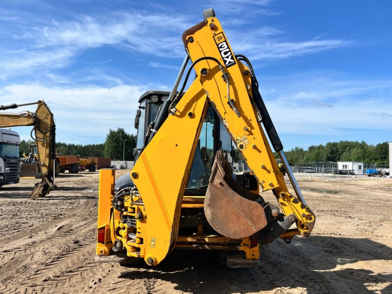 JCB 3CX (4)