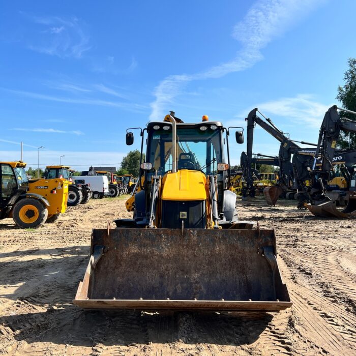 JCB 3CX (8)