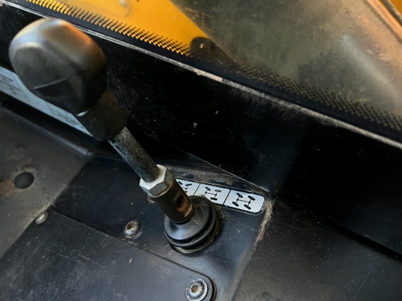 JCB 525-60 (13)