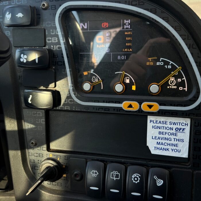 JCB 525-60 (15)