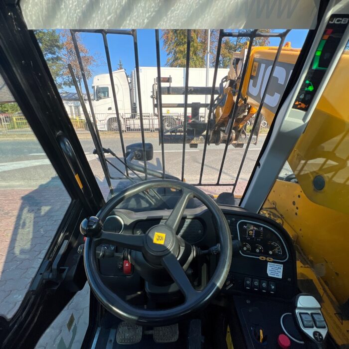 JCB 525-60 (16)