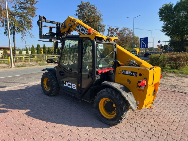 JCB 525-60 (19)