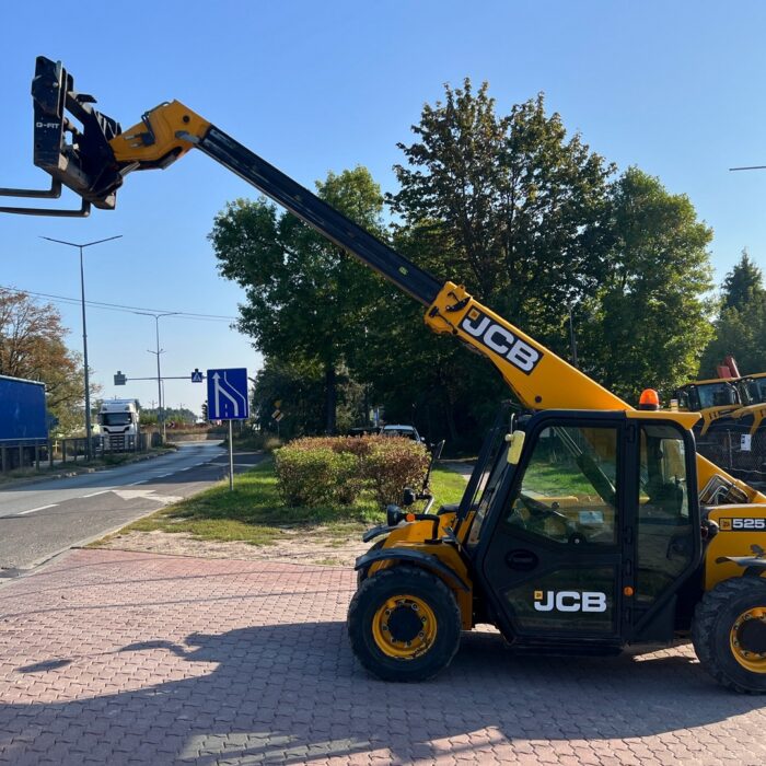 JCB 525-60 (23)