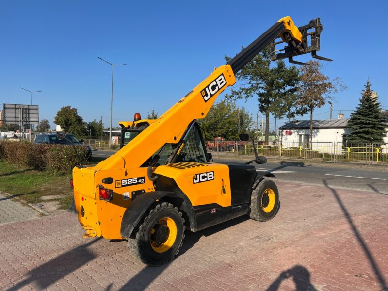 JCB 525-60 (25)