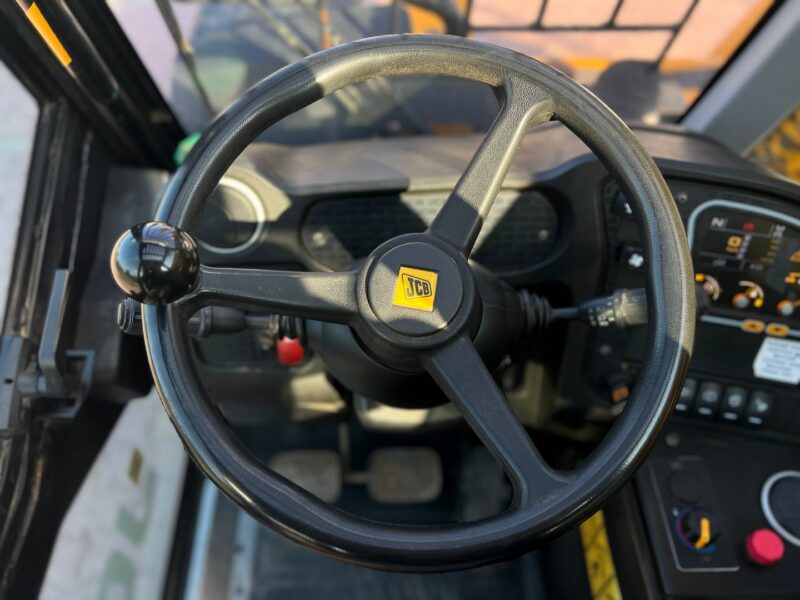 JCB 525-60 (29)