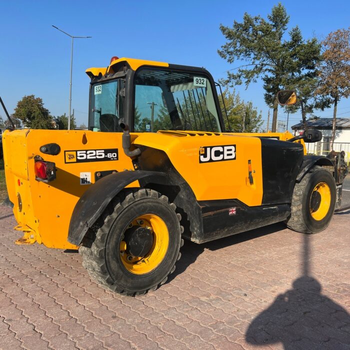 JCB 525-60 (5)