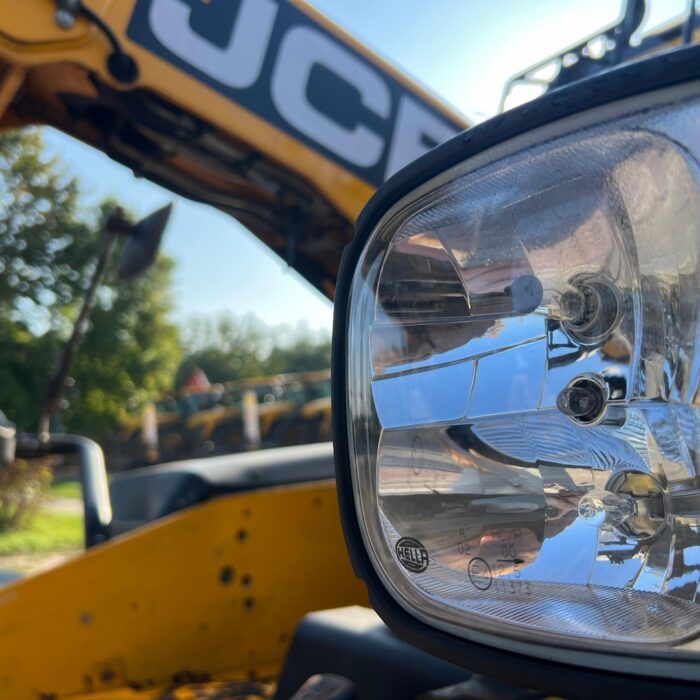 JCB 525-60 (9)