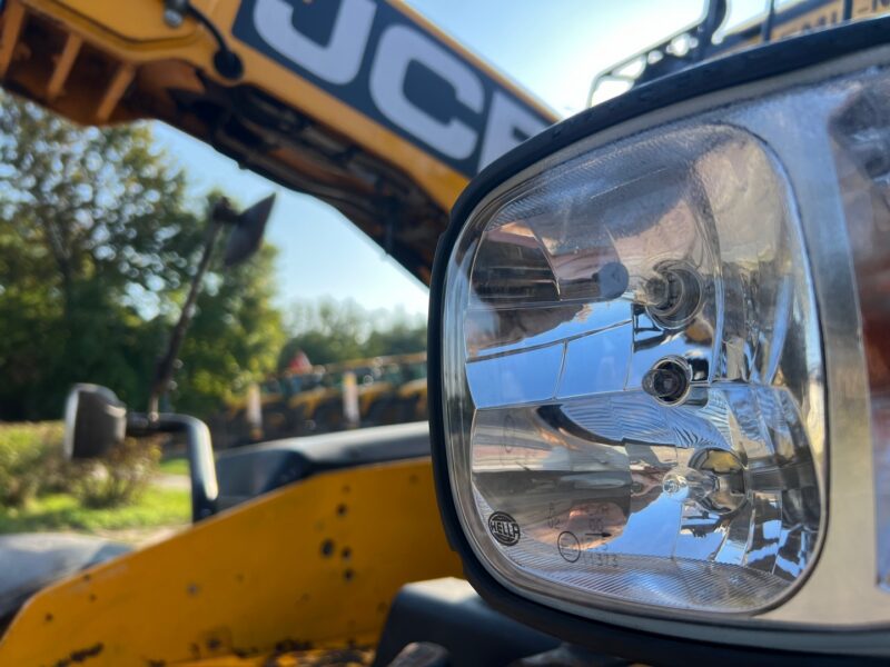 JCB 525-60 (9)