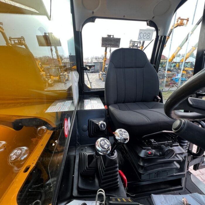 JCB 531-70 (11)