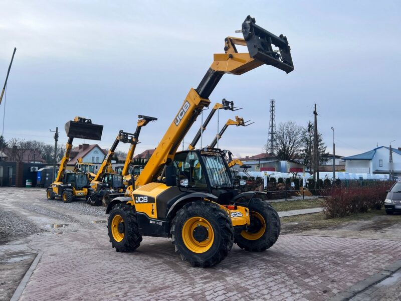 JCB 531-70 (14)