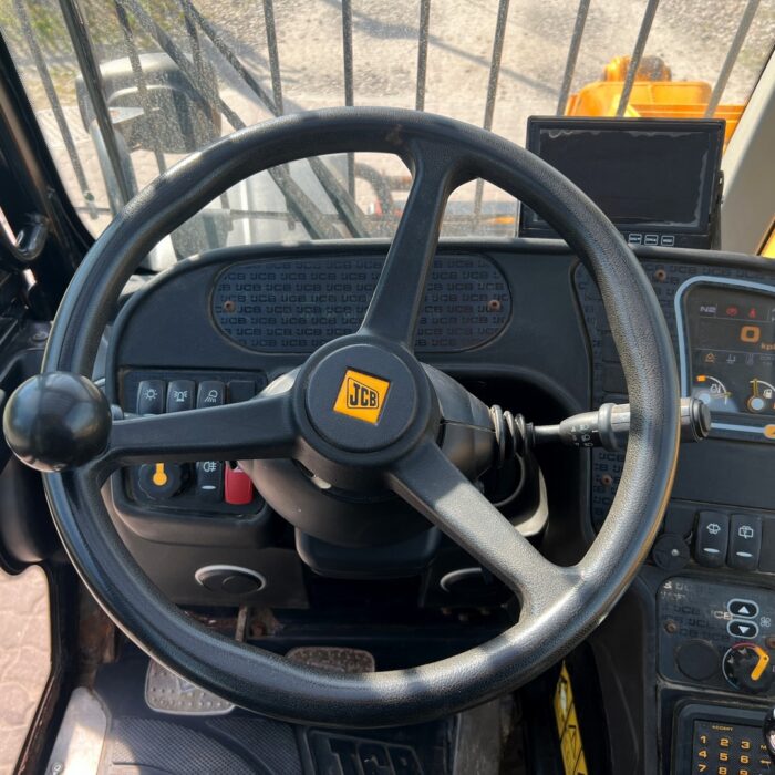 JCB 531-70 (15)