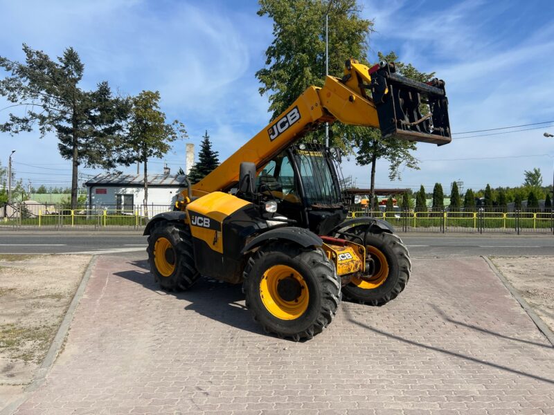 JCB 531-70 (2)