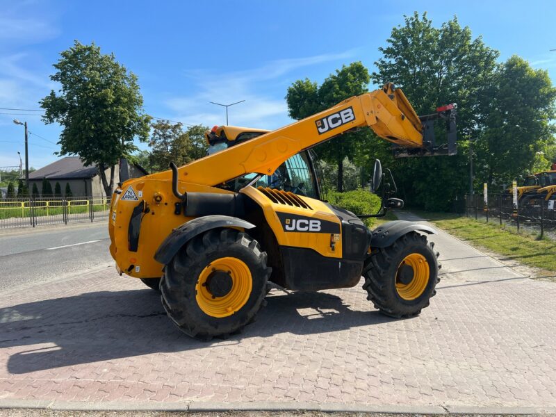 JCB 531-70 (4)