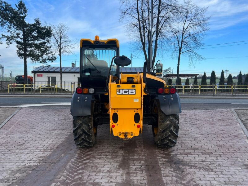 JCB 531-70 (4)