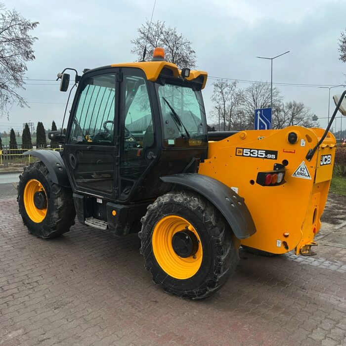 JCB 535-95 (3)