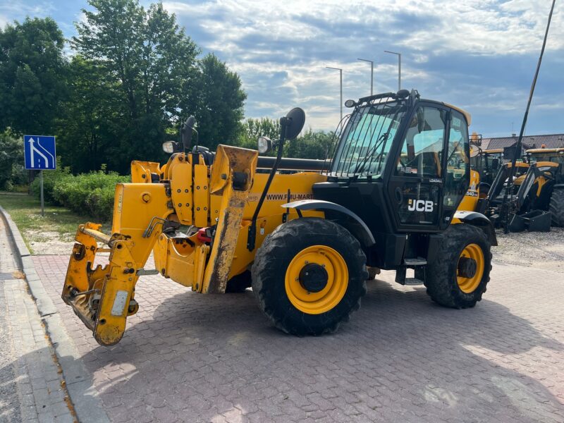 JCB 540-170 (2)