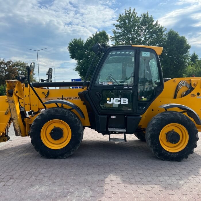 JCB 540-170 (3)