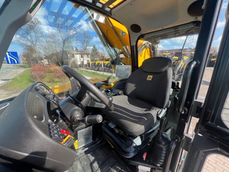 JCB 560-80 AgriPlus (16)