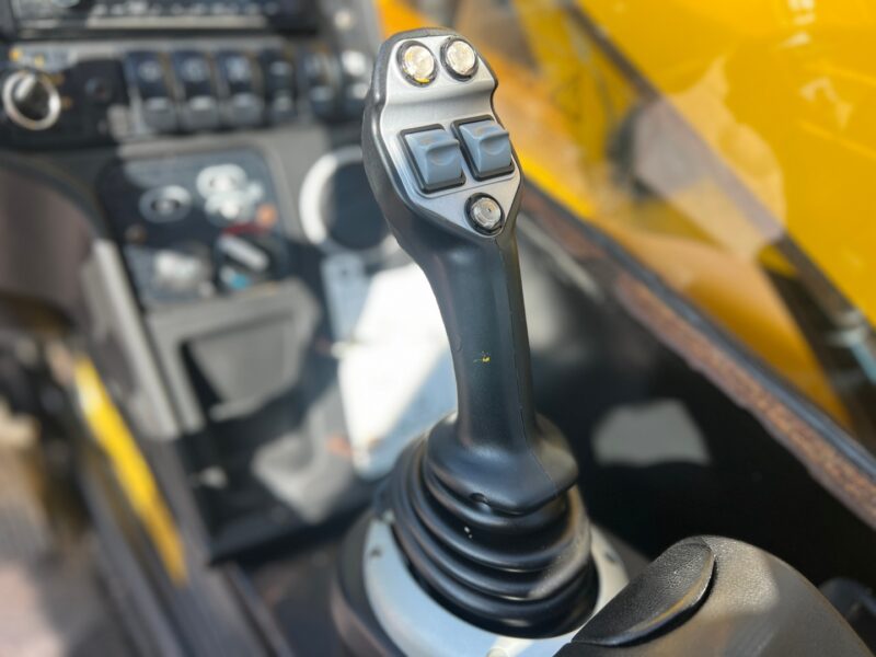 JCB 560-80 AgriPlus (21)
