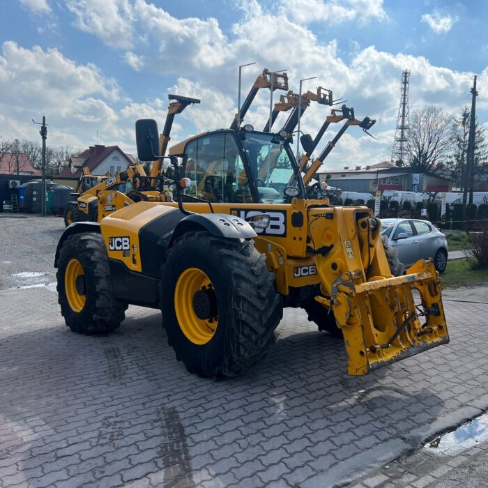 JCB 560-80 AgriPlus (7)